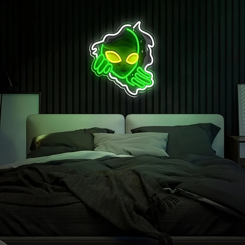 Hign-concerned Alien Neon Sign USB Powered For Game Room Bar